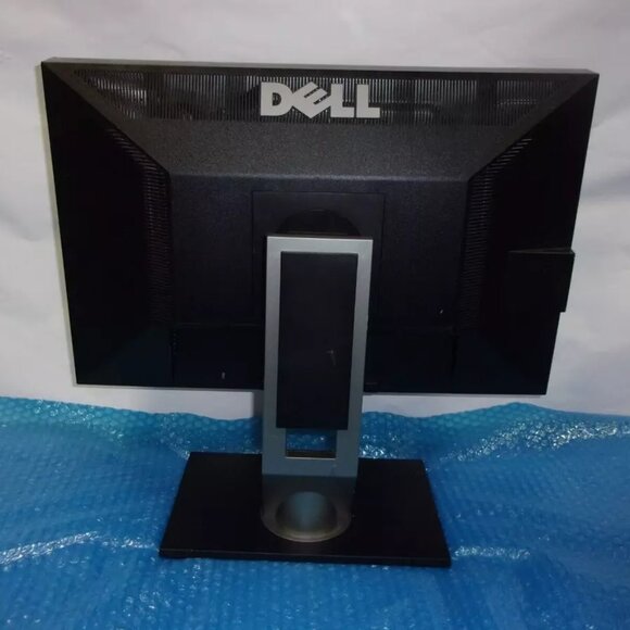 Dell UltraSharp 2209WAF/2210WAF 22" LCD Monitor With Stand - Picture 4 of 5